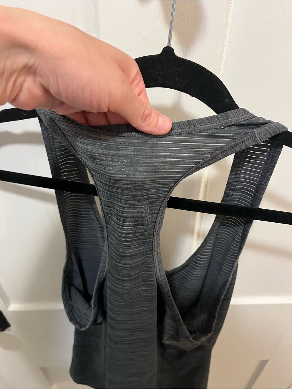 Athleta Gray Razor Back Tank Top Size Small - Picture 4 of 8